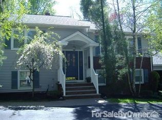 212 E Northfield Rd, Livingston, NJ 07039