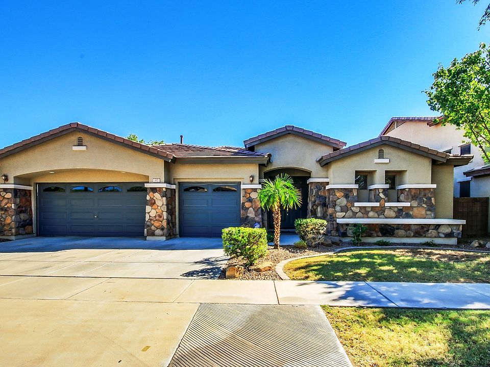 1st image of 307 W Swan Dr