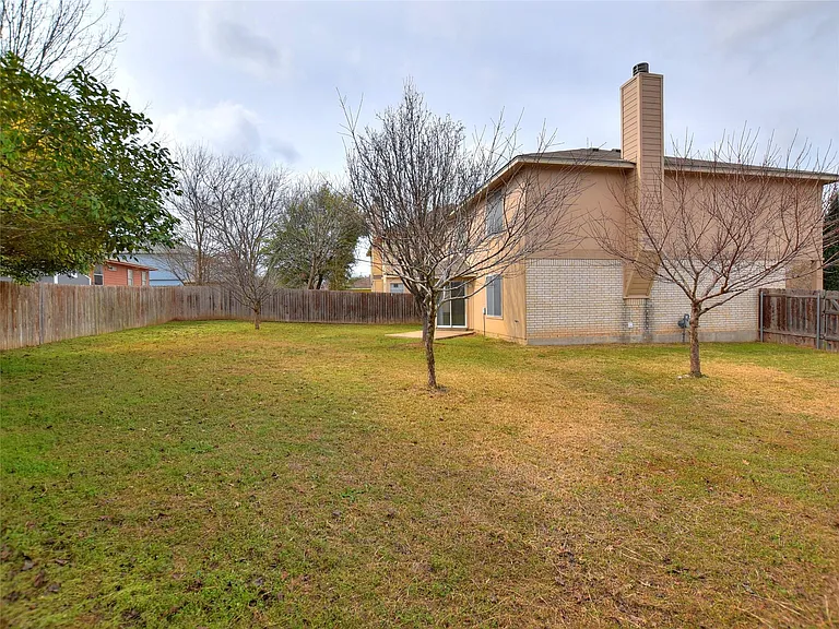 2205 Southeastern Trl — Photo 22