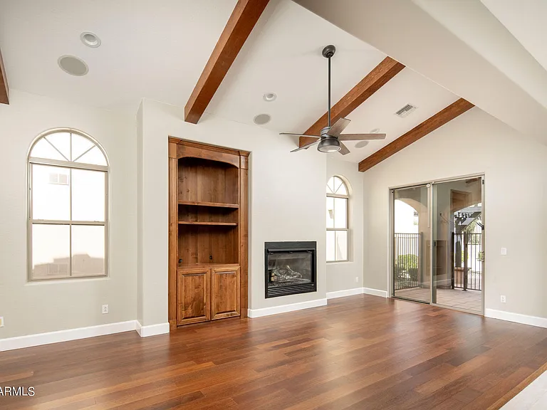 9818 E Edgestone Dr — Photo 6