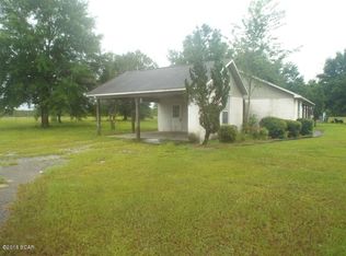 104 Crestwood Ln, Wewahitchka, FL 32465