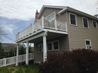 37 E Lighthouse Walk, Bay Shore, NY 11770