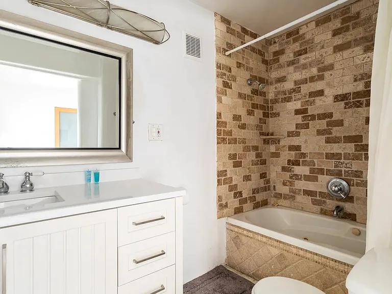 6928 Los Tilos Rd — Photo 25