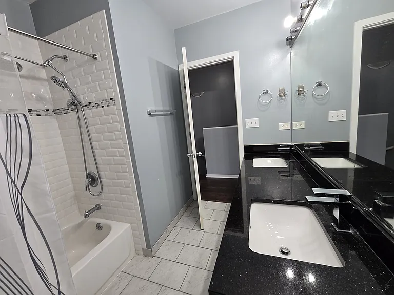 3rd Floor - Bathroom