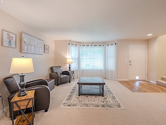5th image of 2806 NE Delancey Ct