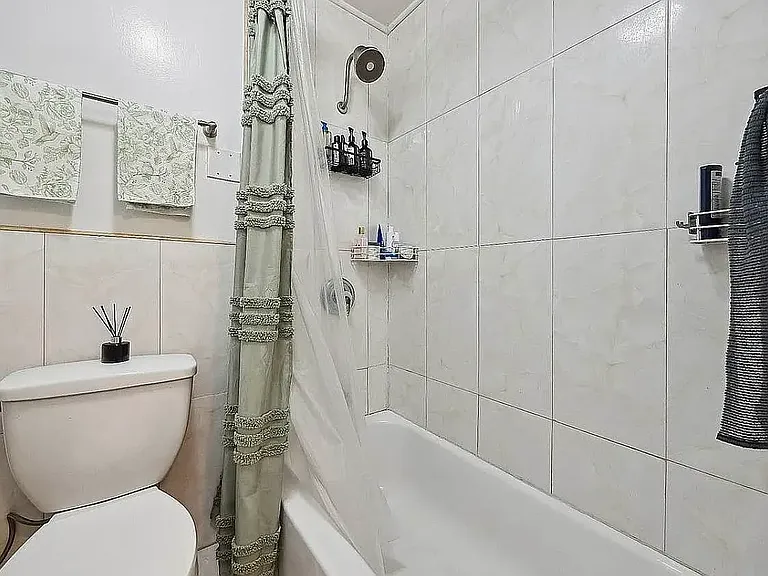 288 McGuinness Blvd #1 — Photo 7