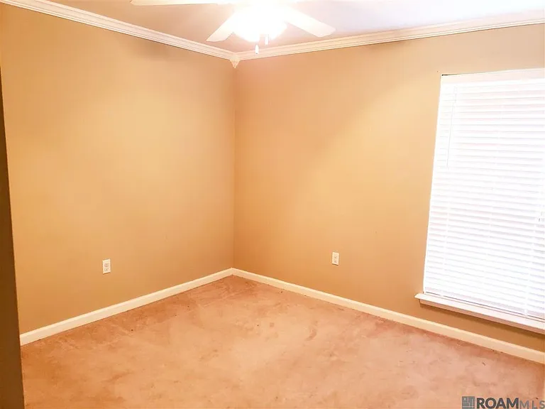 14364 Summerset Dr — Photo 10