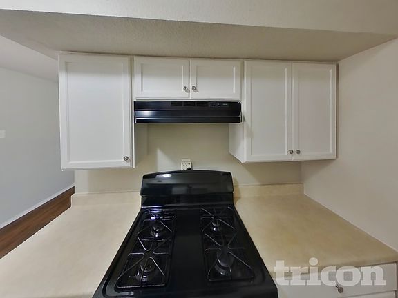 5th image of 4443 Greenland Dr