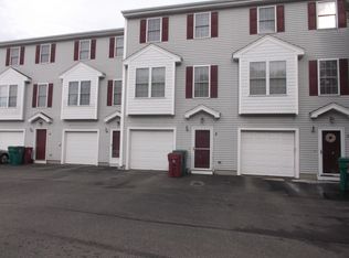 933 Varnum Ave, Lowell, MA 01854