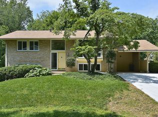 8312 Tomlinson Ave, Bethesda, MD 20817