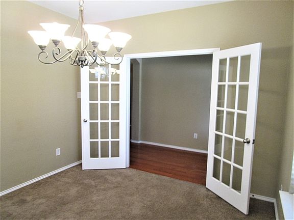 4th image of 9009 McFarland Way