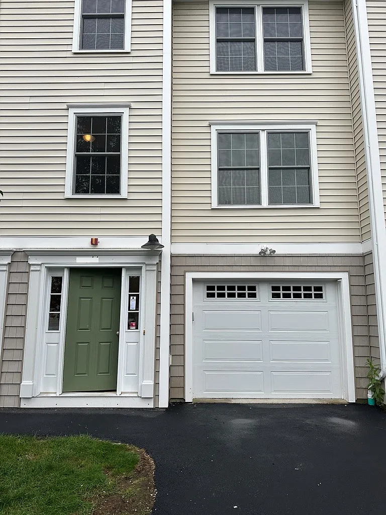 3 bed, 1.5 bath, 1500 sqft, $2,900 — Photo 3