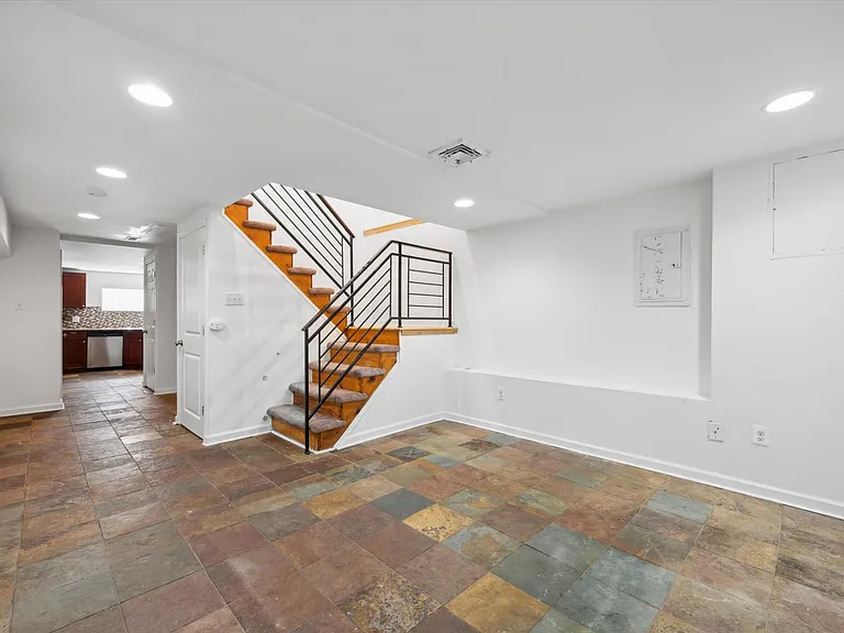 2136 Ellsworth St #1 — Photo 24