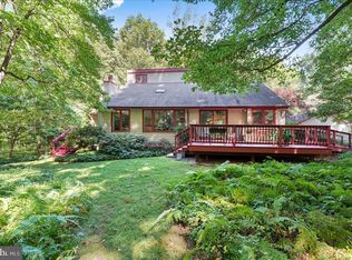 112 Carriage Run Dr, Lincoln University, PA 19352