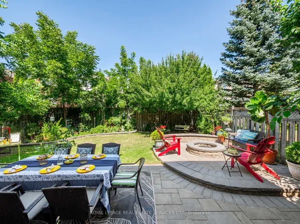 84 Sandway Cres, Vaughan, ON L6A 2M3