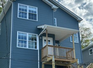 699 Manton Ave #B, Providence, RI 02909