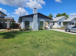 417 W Franklin Way, Dinuba, CA 93618