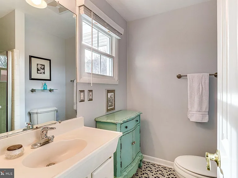 6519 Engel Dr — Photo 36