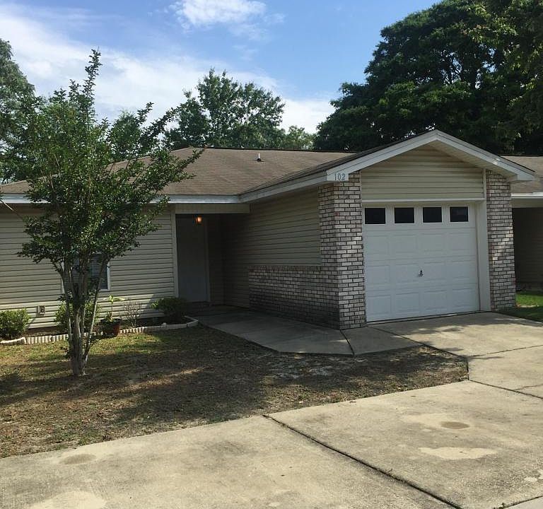 1st image of 102 Bob Sikes Blvd #102