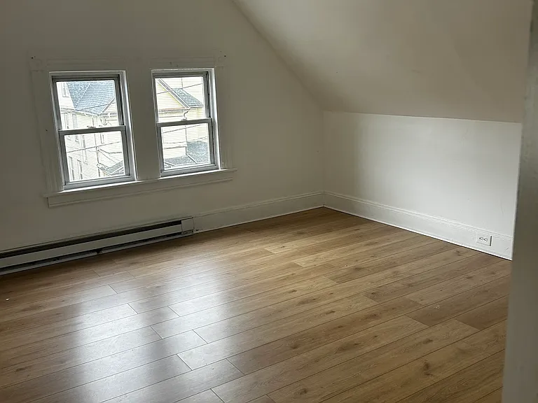 779 William St #3 — Photo 4