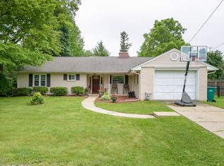 12 Langley Rd E, Battle Creek, MI 49015