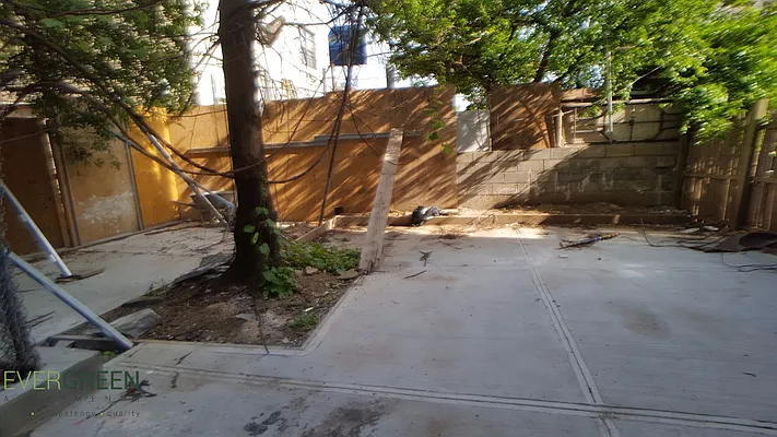 Rented by Evergreen Apartments BK | media 21