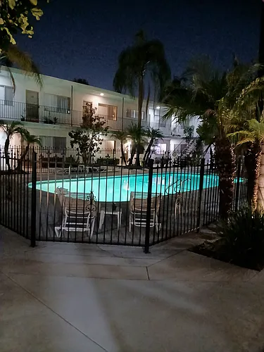 Crestwood Apartments Photo 1