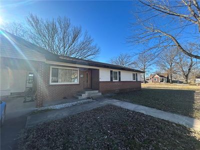 107 W 7th Ave, Caney, KS, 67333