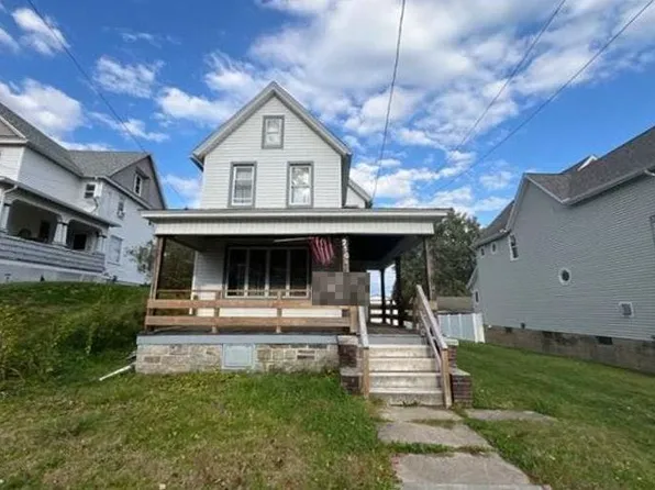 216 W Atherton St, Taylor, PA 18517