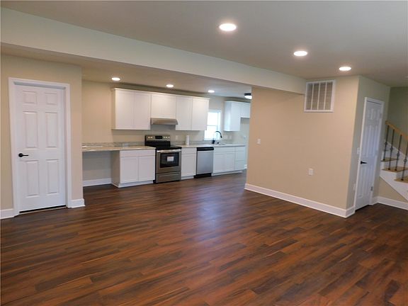 4th image of 103 Hillcrest Dr