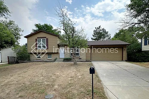 17430 E Gunnison Pl Photo 1