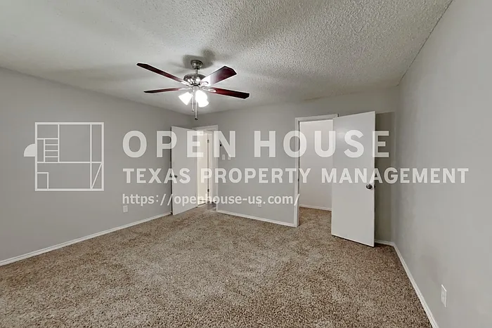6100 Springwood Dr — Photo 8