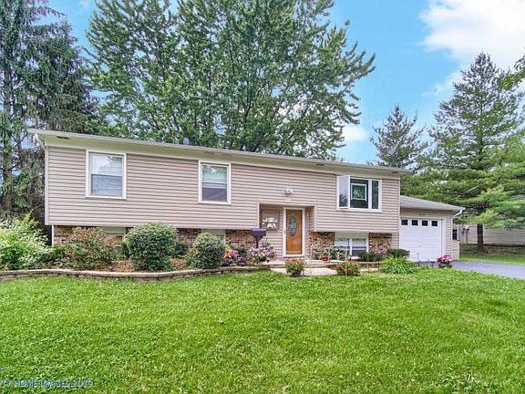 2nd image of 8234 Westview Ln