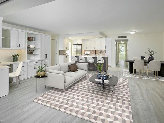 5th image of 322 Harbour DR #105B