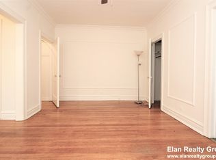 635 W Patterson Ave APT 2S, Chicago, IL 60613