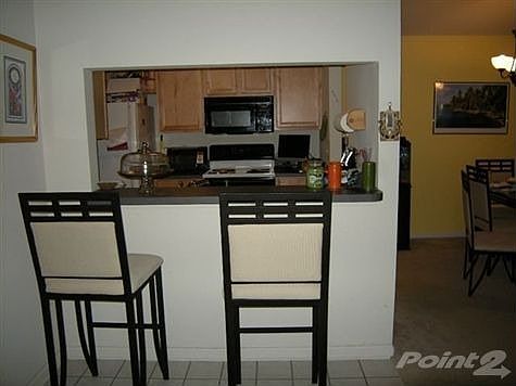 4th image of 15456 Claremont Dr N