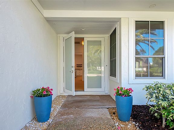 3rd image of 1790 Cypress Ln