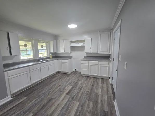 909 Gaines Ave, High Point, NC 27263