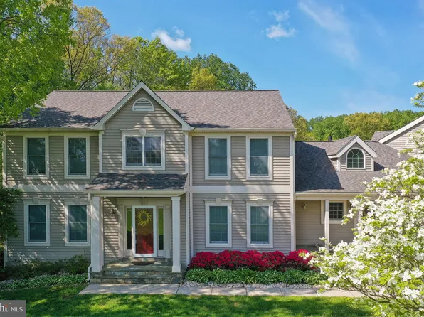 8408 Dasher Ct, Gaithersburg, MD 20882