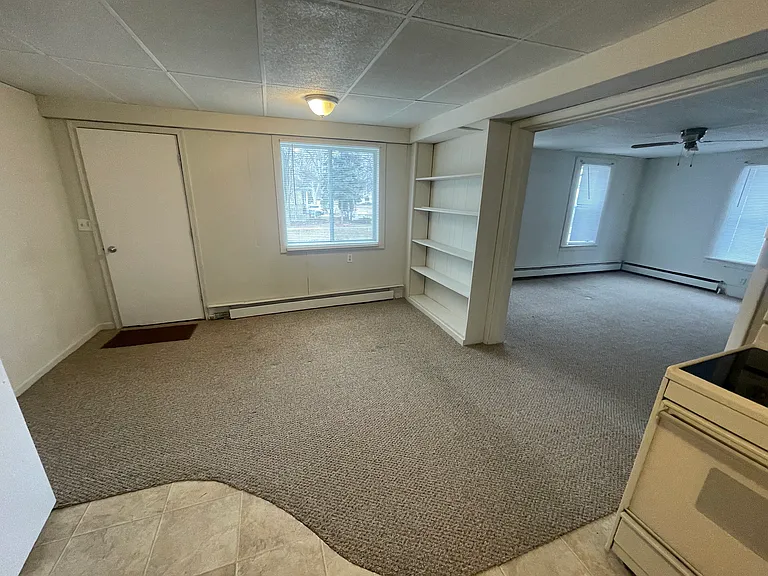 201 W Lincoln St #2 — Photo 10