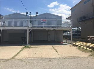 8132 Breakwater Dr, New Orleans, LA 70124