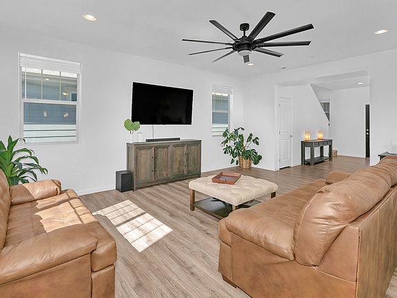 2nd image of 26758 E Maple Ave