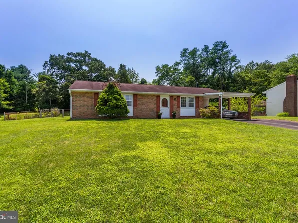 1232 Prince St, Dunkirk, MD 20754
