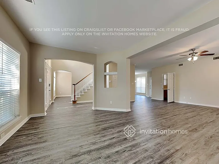 1413 Ridge Meadow Dr — Photo 6