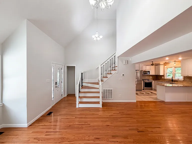 915 Quail Ave — Photo 6