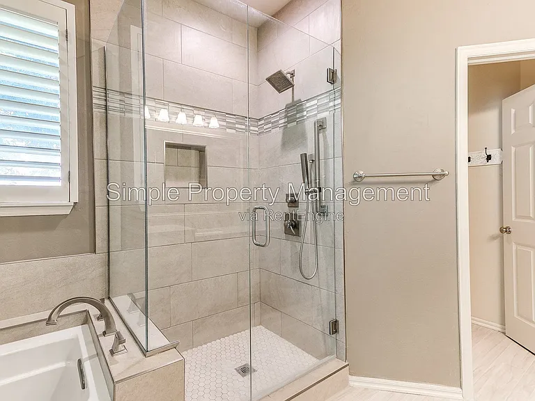 10709 Green Valley Rd — Photo 16