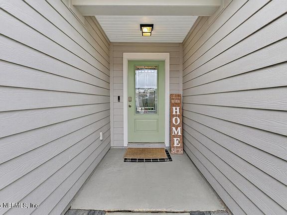 5th image of 219 GLASGOW Drive