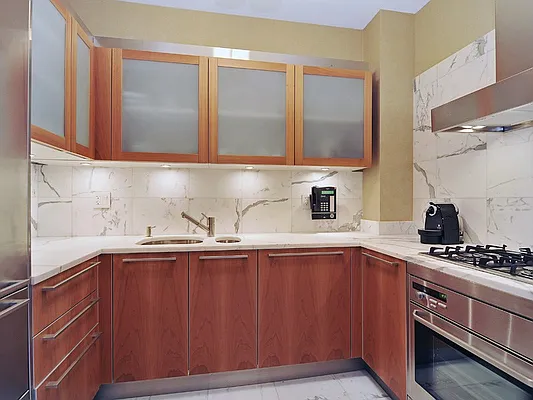Rented by Sotheby's International Realty | media 4