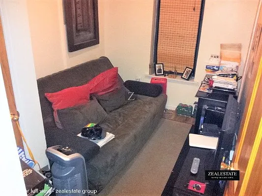 Rented by ZealEstate Group Inc | media 78