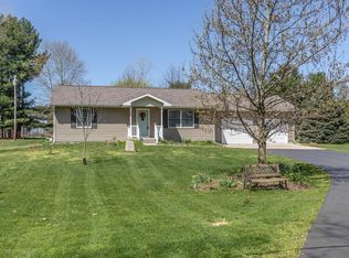 3118 Smithville Rd, Eaton Rapids, MI 48827